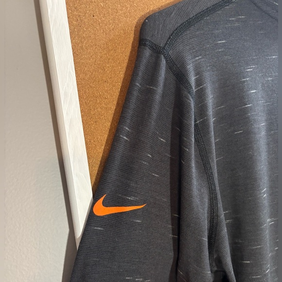 Bengals Quarter Zip - Nike Dri-Fit - Picture 5 of 6